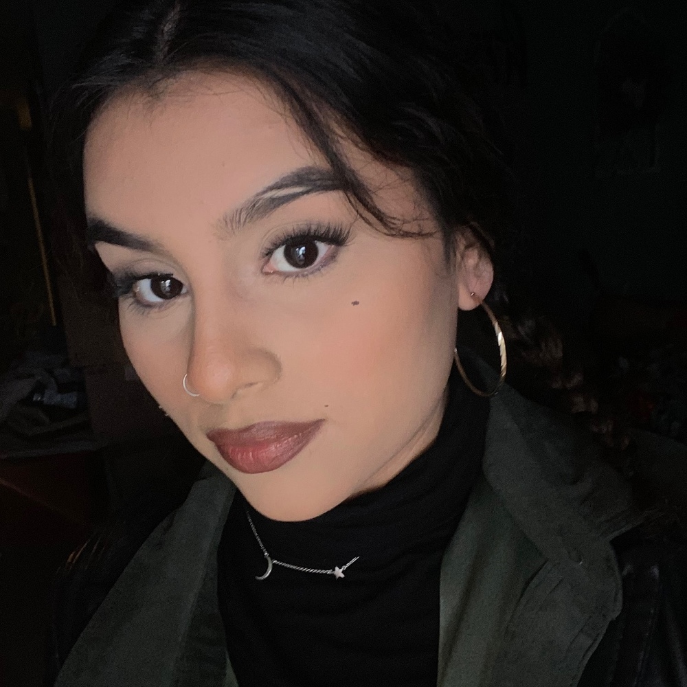 Meet your Posher, Giulyanna